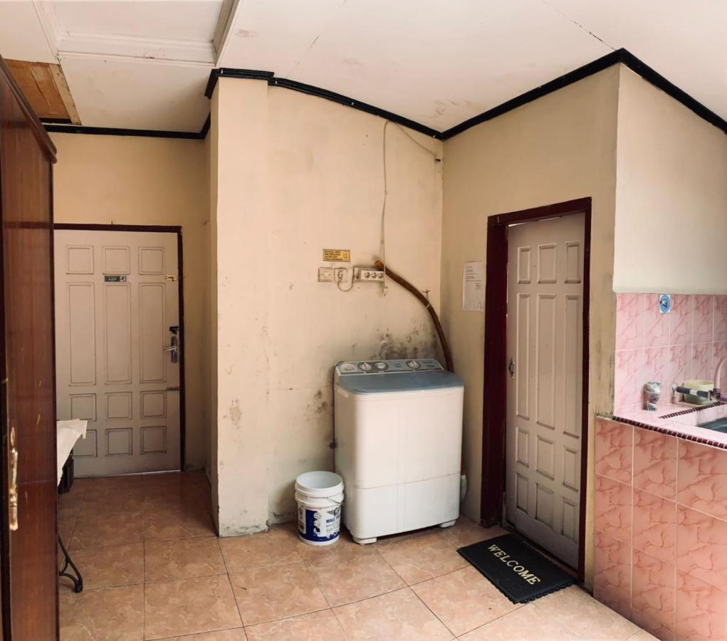 Taratak Homestay Bukittinggi Exterior photo